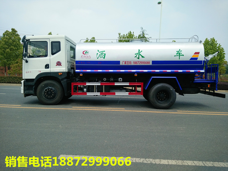 東風15噸灑水車 東風15噸灑水車