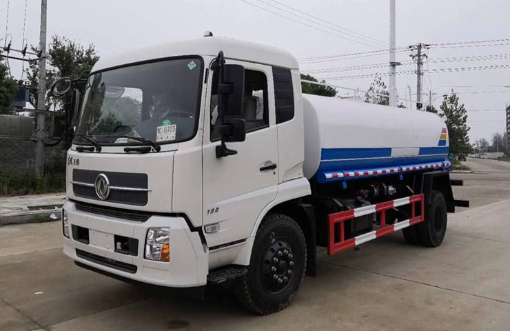 道路灑水車廠家