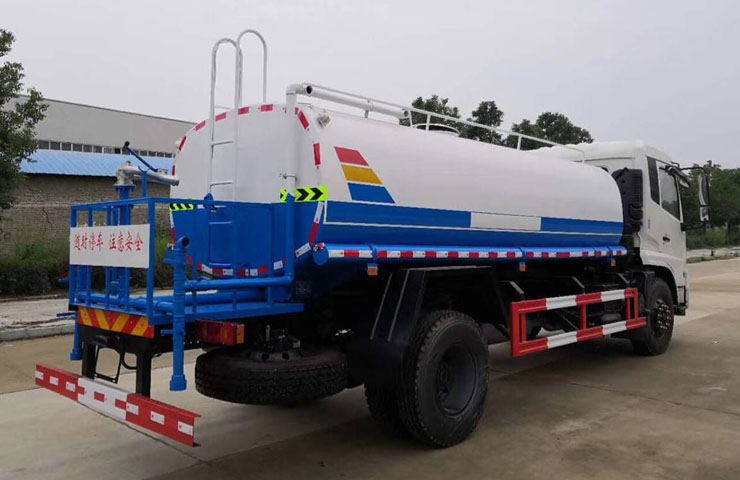道路灑水車廠家