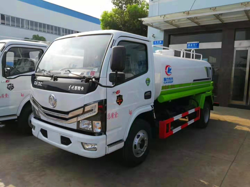 東風福瑞卡4方灑水車促銷-湖北程力集團