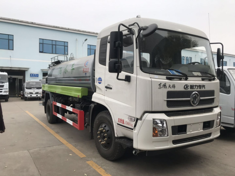 灑水車 灑水車