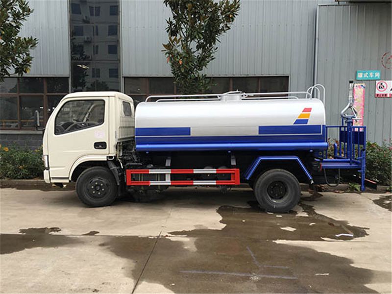 灑水車專賣-灑水車 5噸灑水車價格低-程力集團
