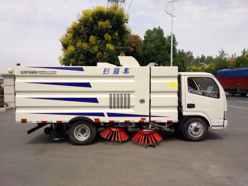 街道專用多功能道路清掃車參數-掃路車-程力集團