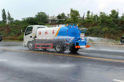 揚(yáng)州市灑水車廠家直銷-揚(yáng)州市灑水車價(jià)格報(bào)價(jià)-揚(yáng)州市灑水車廠家銷售