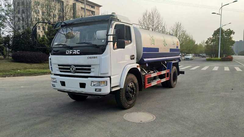 泰安市灑水車廠家直銷-泰安市灑水車價(jià)格報(bào)價(jià)-泰安市灑水車銷售點(diǎn)