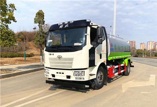 威海市灑水車廠家直銷-威海市灑水車價(jià)格報(bào)價(jià)-威海市灑水車廠家銷售