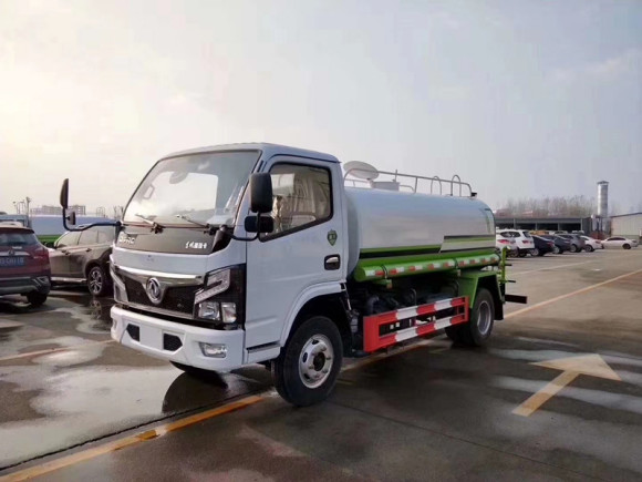 為您提供5噸灑水車價(jià)格-五噸灑水車多少錢-湖北程力
