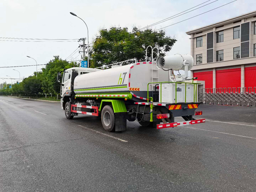 重汽15噸灑水車