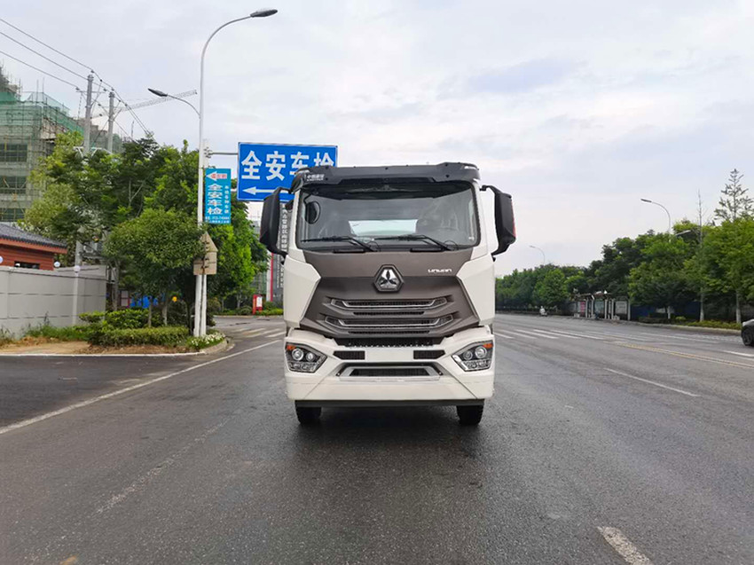 重汽15噸灑水車
