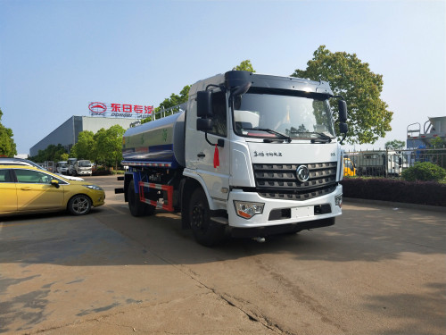 高端灑水車-高端灑水車與普通灑水車不同之處