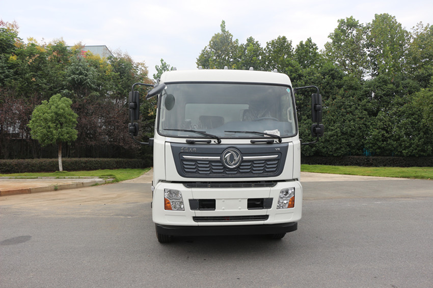 小型灑水車 大型灑水車 現(xiàn)車出售 東風大多利卡灑水車-湖北程力