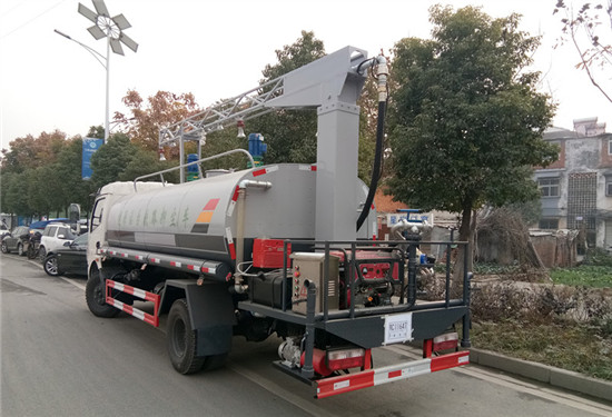 東風8噸鐵路抑塵車-站臺環(huán)保抑塵車廠家直銷-盈通汽車