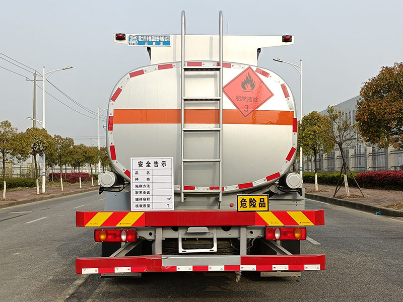 程力牌CL5181GYYD6型運油車