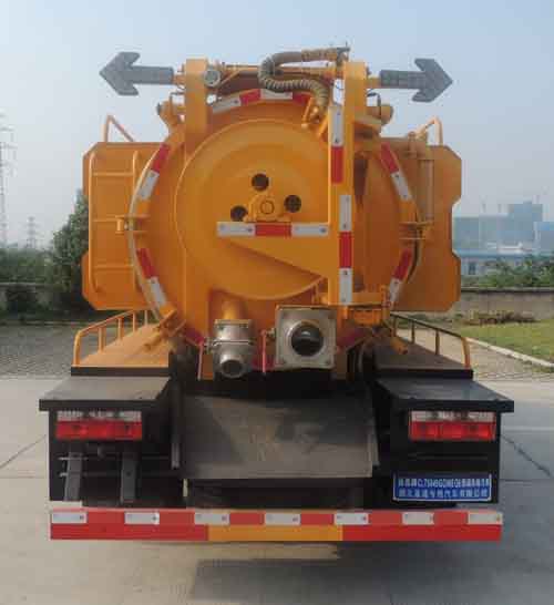 縱昂牌CLT5075GQWEQ6型清洗吸污車